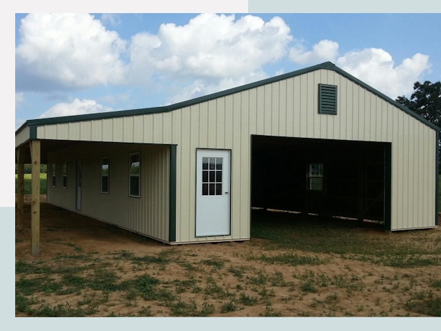 Строительство конюшен в Елизово