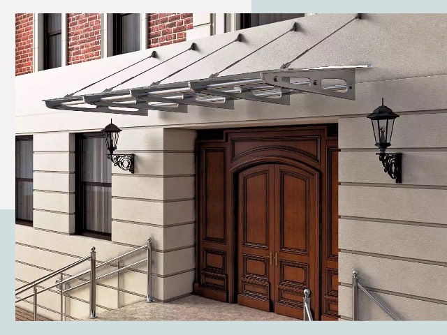 Металлические козырьки от 608 руб. в Елизово