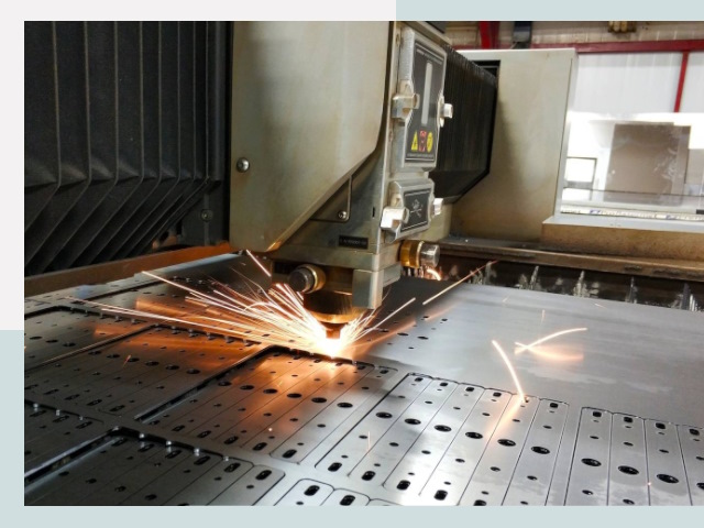 Лазерная резка металла в Елизово от 608 руб.